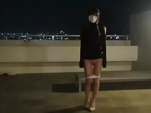 Xem ra cho chồng thứ ...