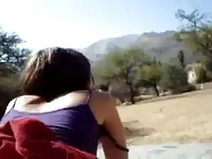 Cô ấy sẽ vô phim cấp ...