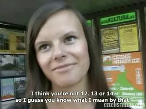 Chiếc nhẫn kim cương ...