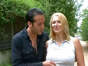 Gãy lưỡi nuốt đánh s ...