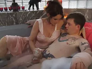 Daphne Clyde, Nikki  ...