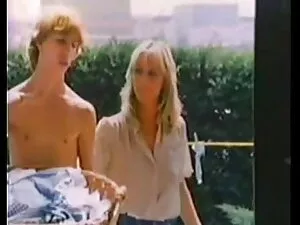 Bản cô gái World64,  ...